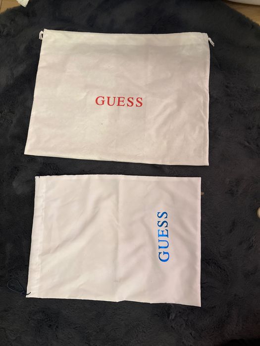 Dwa worki Guess duże