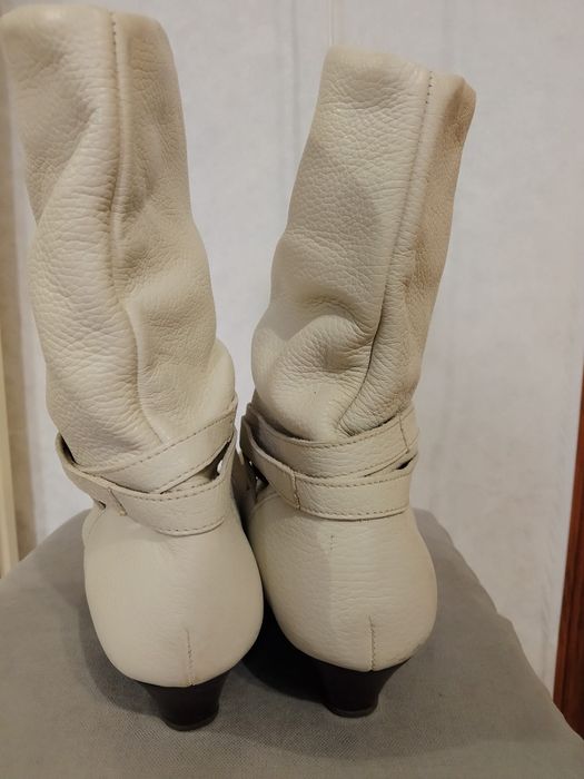 Жіночі чоботи. Ботінки, Женские сапоги