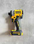 zakrętarka dewalt dcf860 + aku