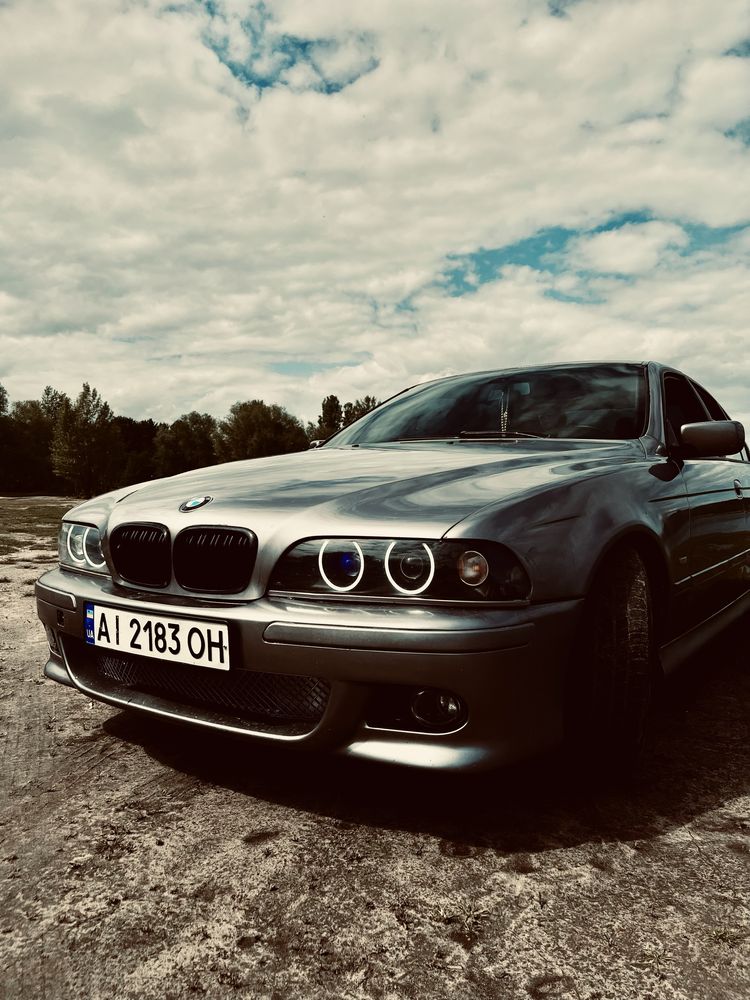 BMW 523I 1998 строкер