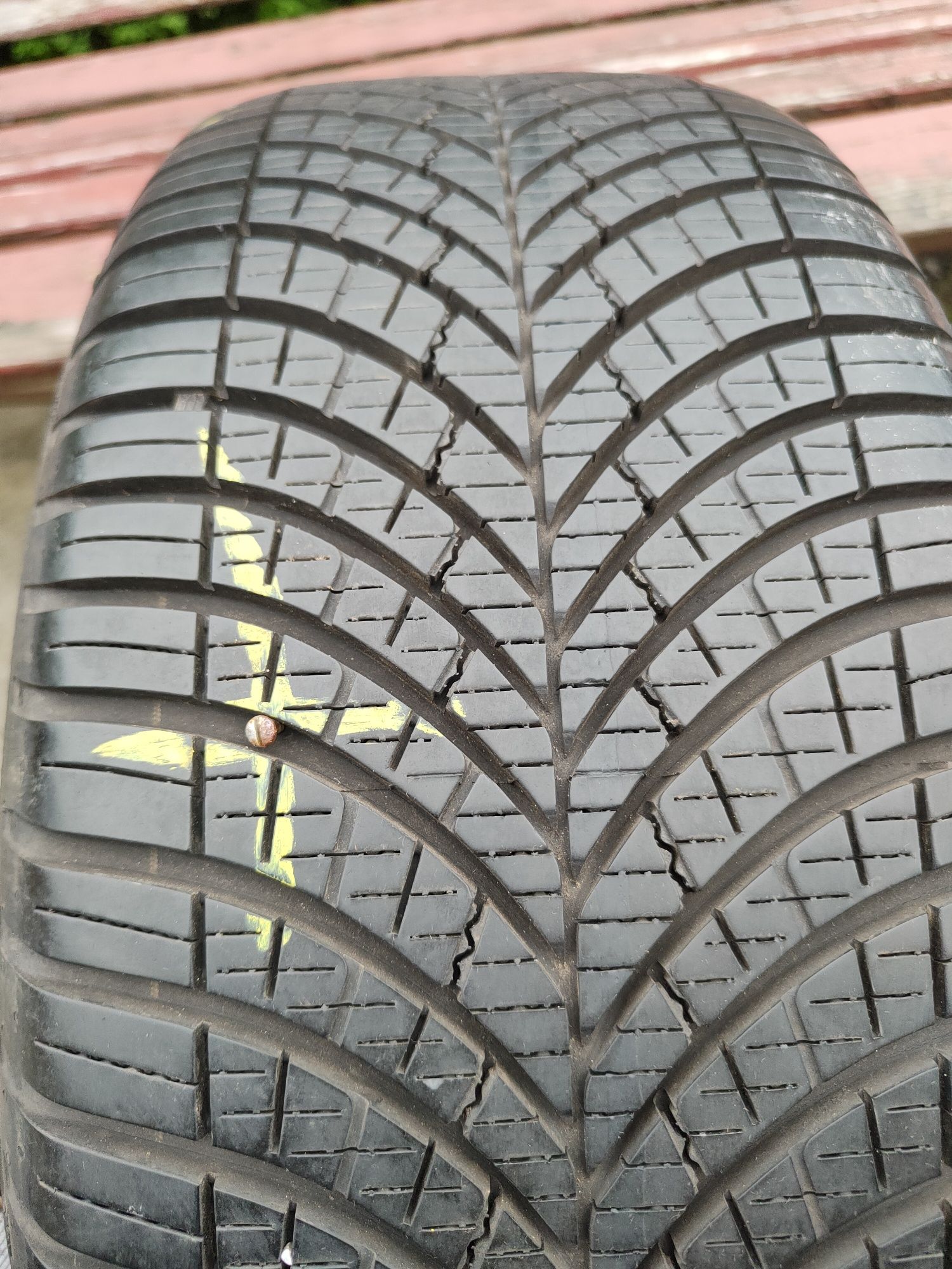 1szt Goodyear Vector 4 Seasons Gen-3 225/55/16 99W 8mm grudzień 2021r