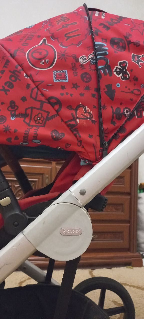 Терміново ! коляска Cybex Eezy S Values for Life Love Red