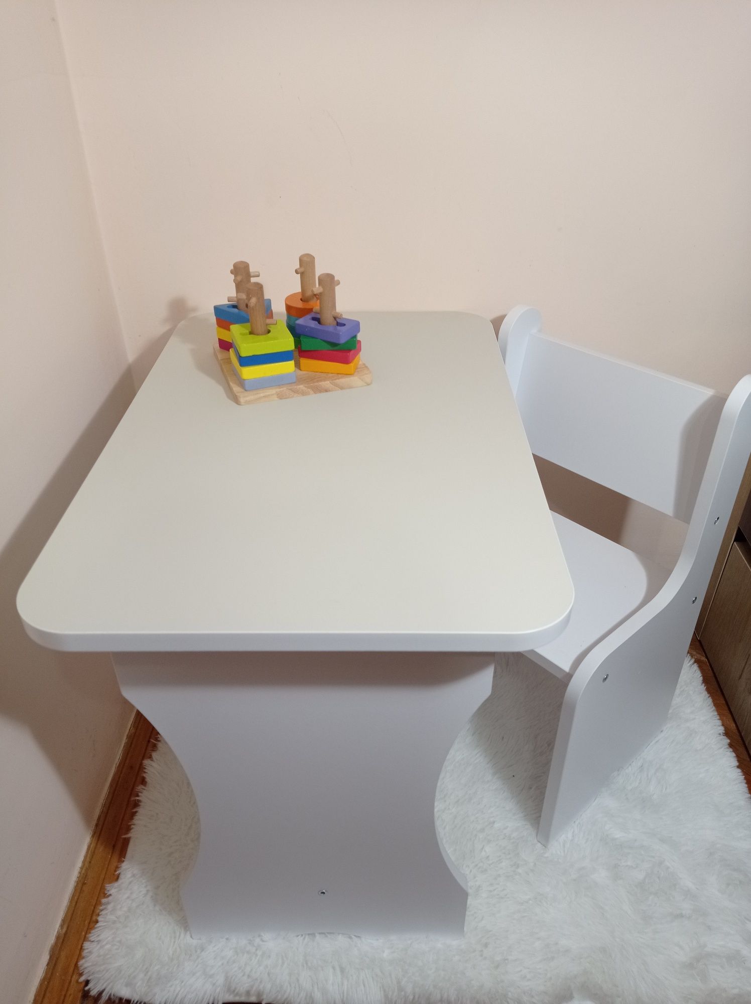Набір Столик + кріселко  для дитячої творчості