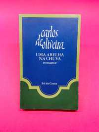 Uma Abelha na Chuva - Carlos de Oliveira