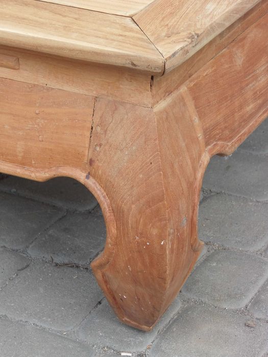 Ława do salonu   stolik kawowy    z litego drewna  styl Chinski