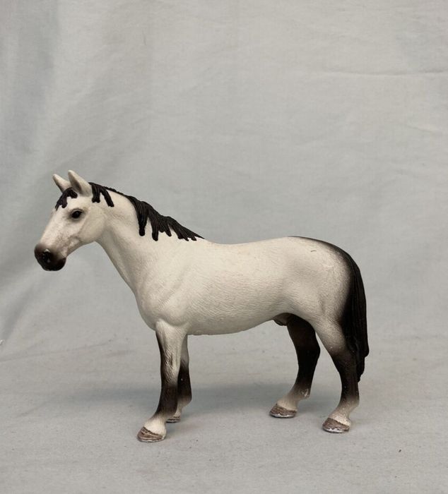 Cavalos da Schleich mais de 300 animais