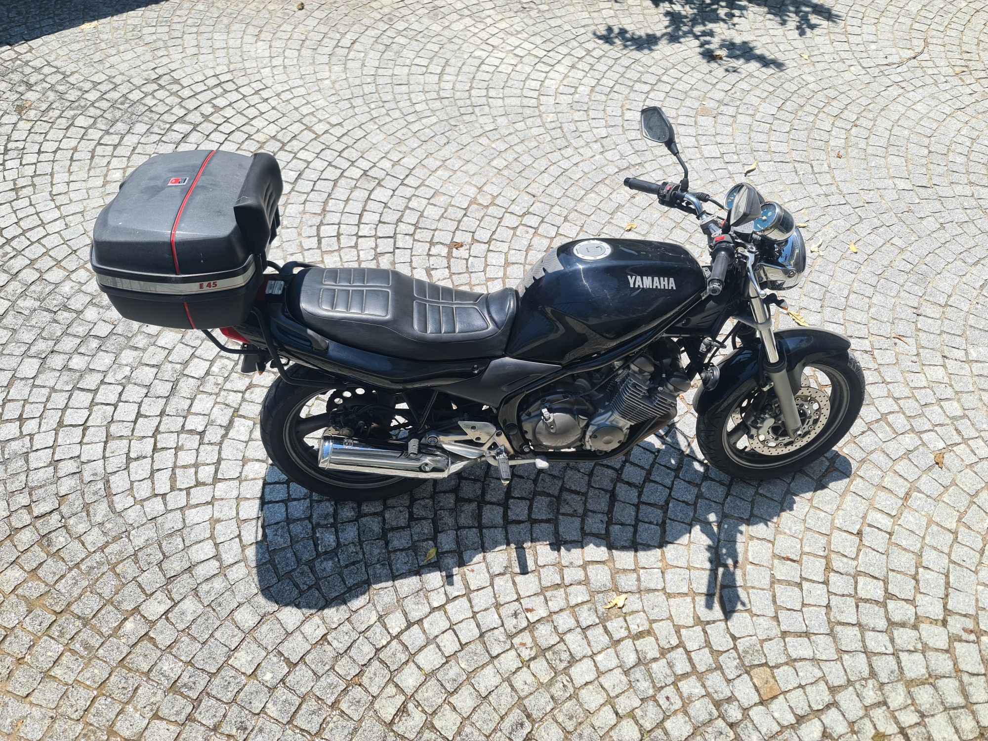 Vendo moto xj600