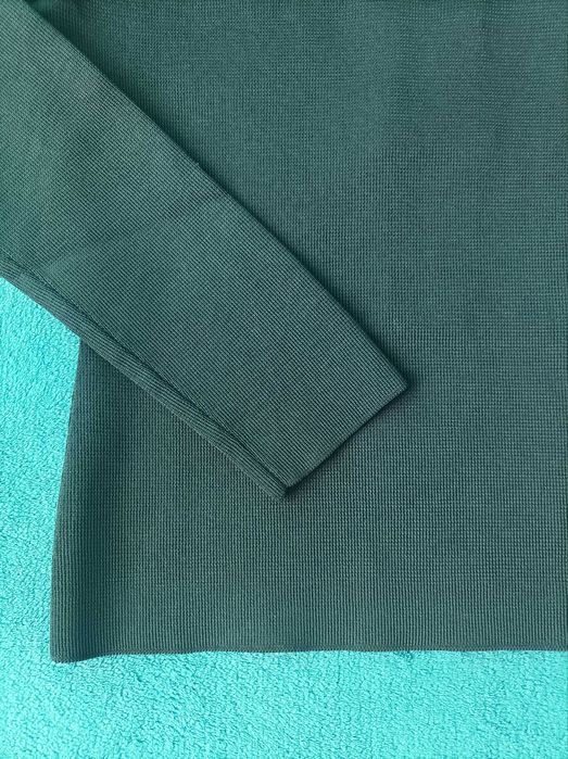 Prążkowana bluzka z odkrytymi ramionami H&M