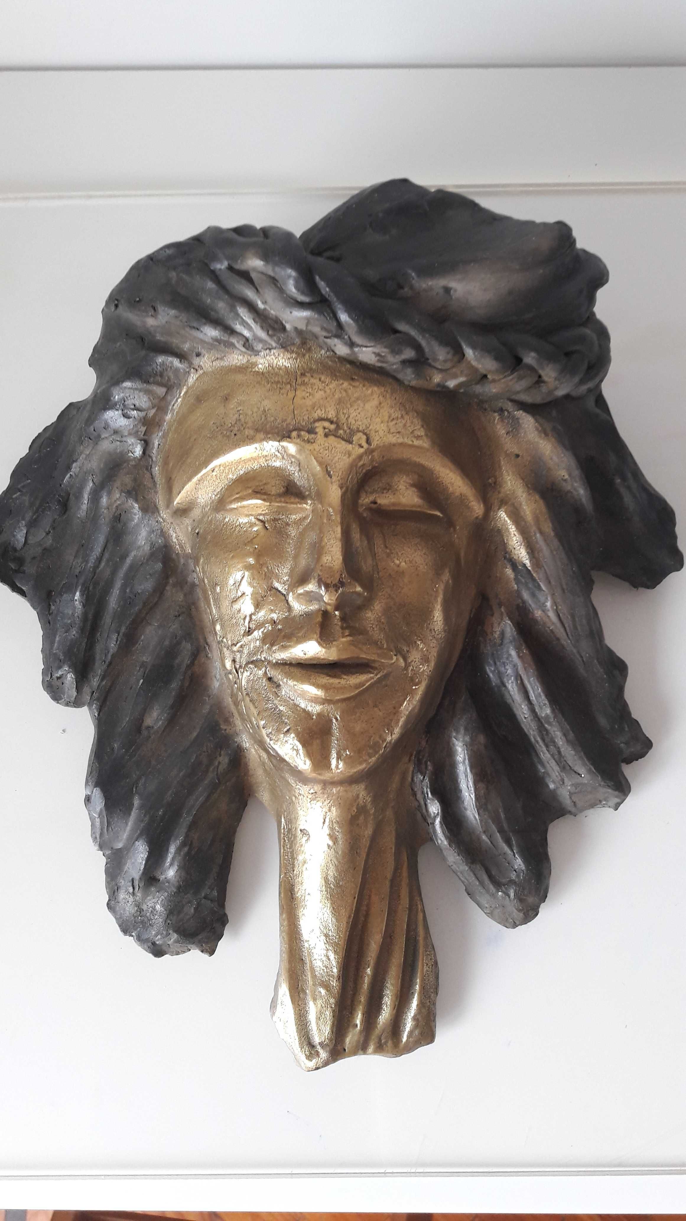 Escultura - Máscara "Amália" Domingos Oliveira