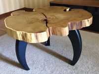 Кофейный столик из натурального дерева