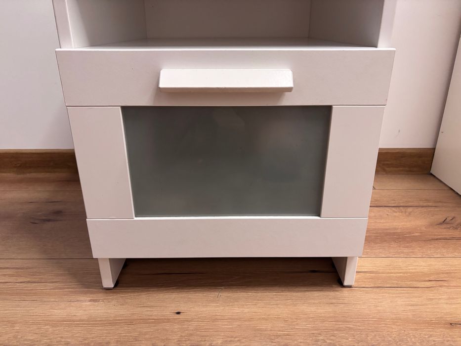 Piękna szafka nocna