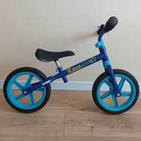 Rowerek biegowy marki PlayTive w kolorze niebieskim
