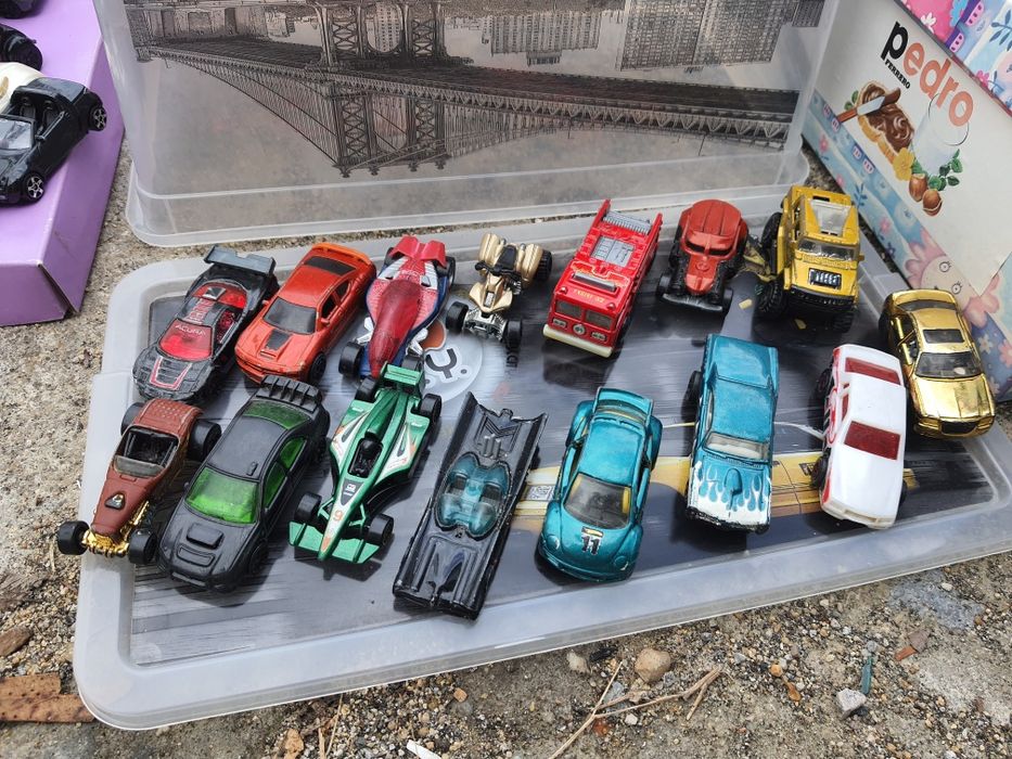 80 Carros hot wheels