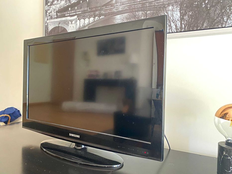 Tv Samsung le32d400e1w e comando operacionais