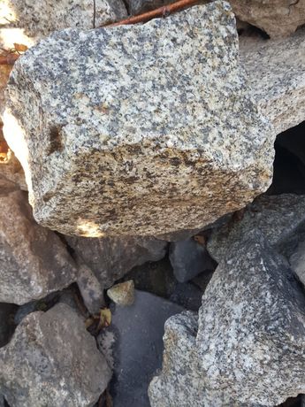 Kamień  ogrodowy ,skalniak itp
