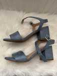 Damskie sandałki na obcasie błękitne 36 size 23 cm w kolorze baby blue