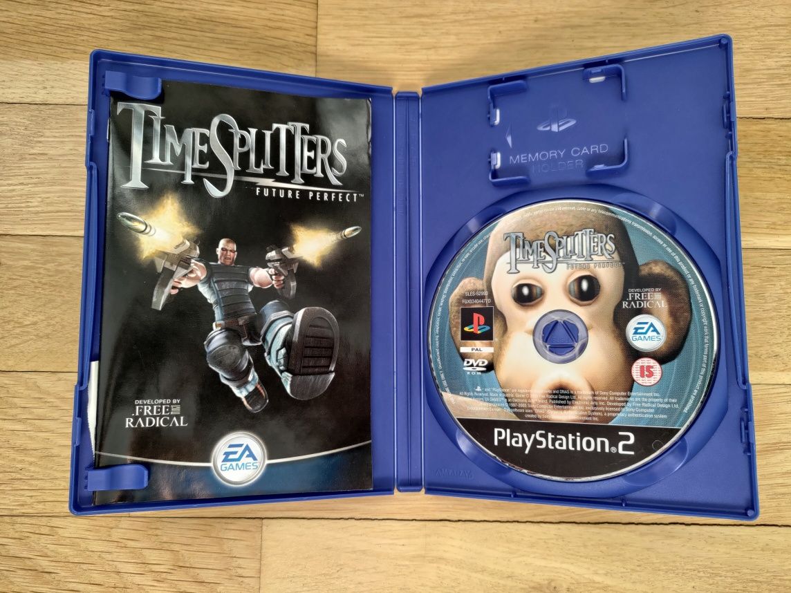 Gra PS2 Timesplitters Future Perfect