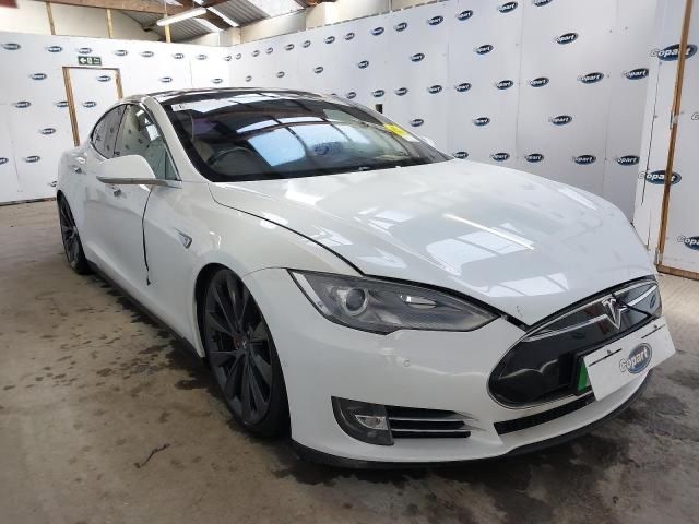 Tesla Model S P85D Тесла без батареї