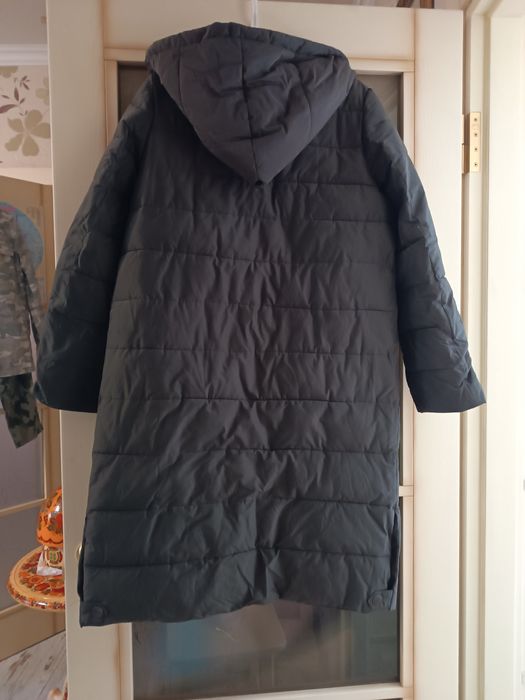 Пуховики размеров L и M