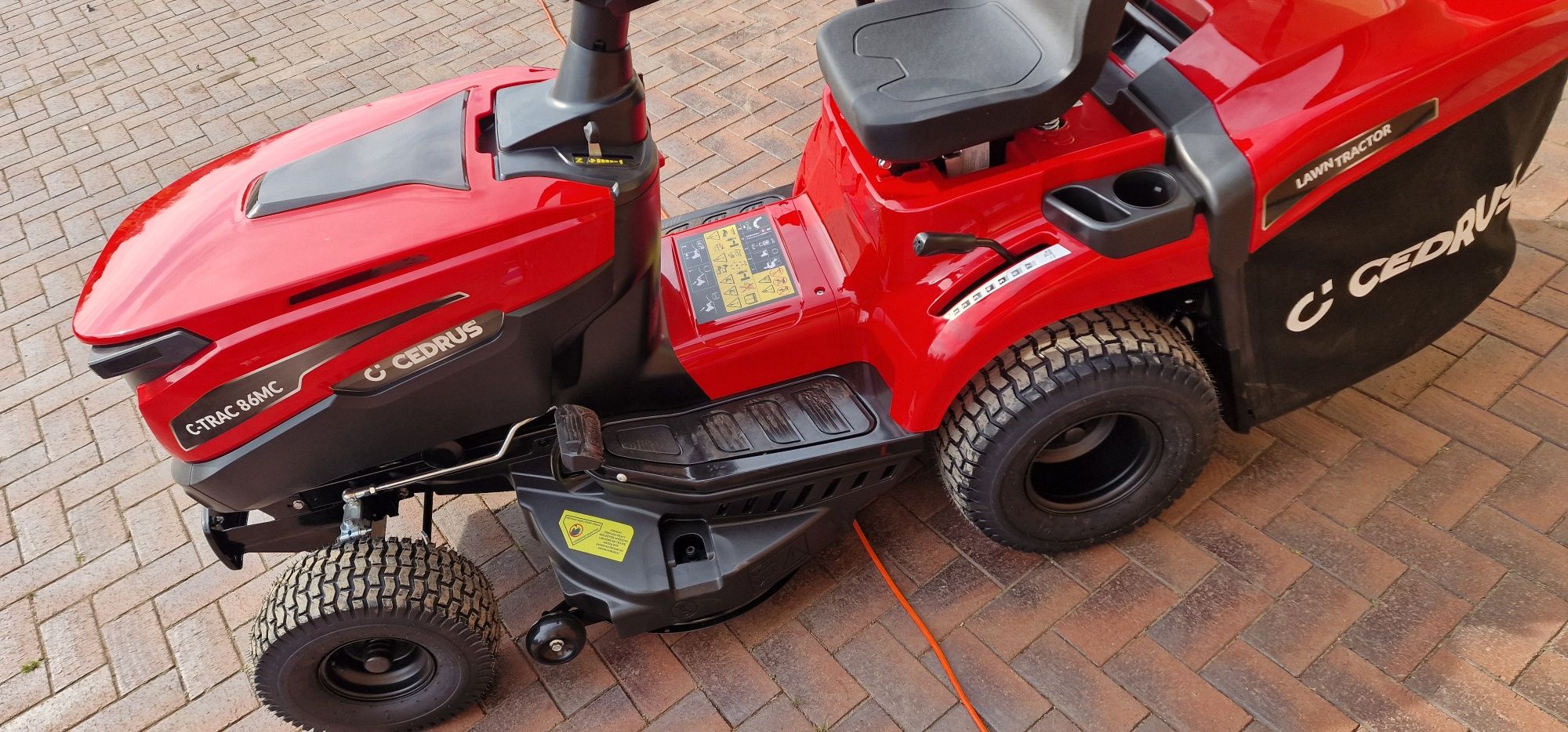 Nowy !!! Traktorek cedrus c-track 86mc kosiarka (husqvarna stihl solo)