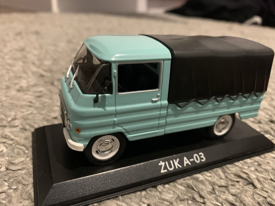 Auta prl-u złota kolekcja De Agostini 1:43