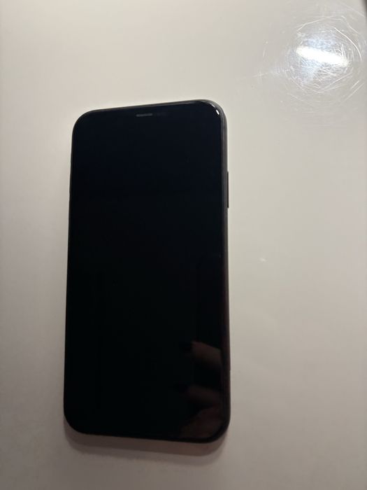 iPhone 11.