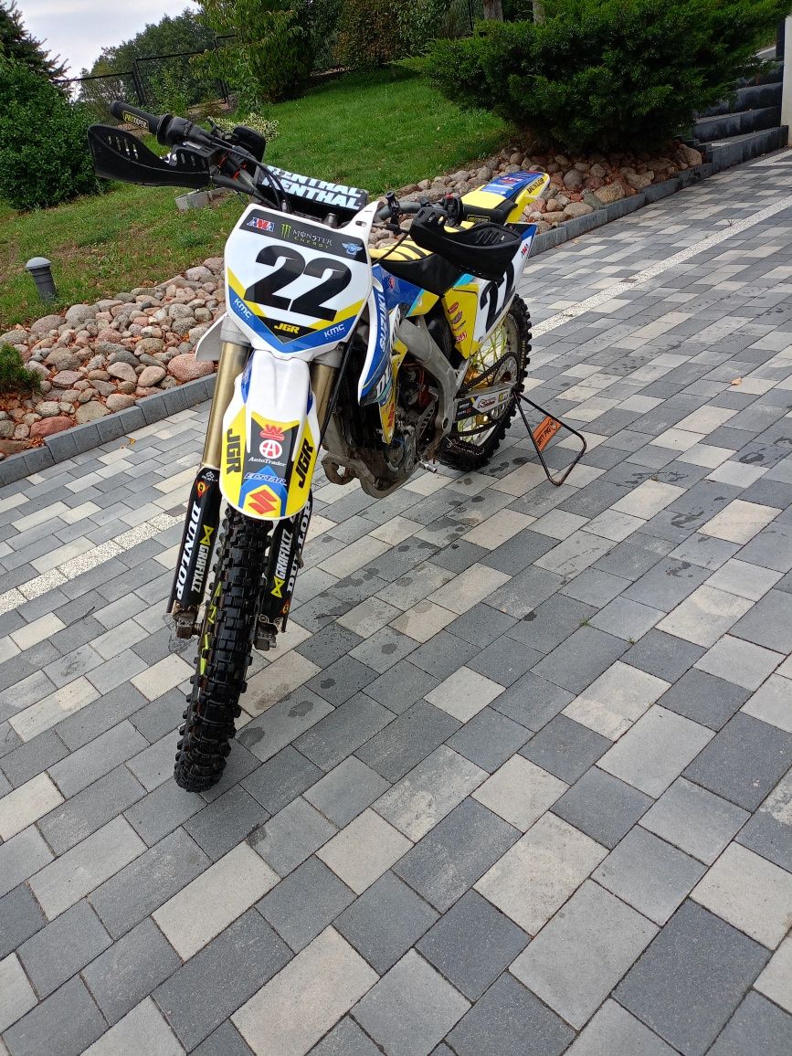 Suzuki RM-Z 250 09