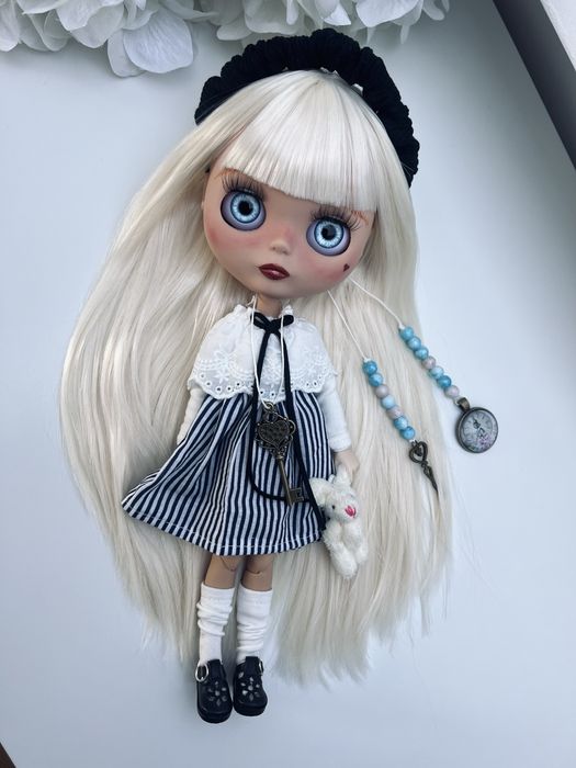 Lalka Blythe Alicja w Krainie Czarów