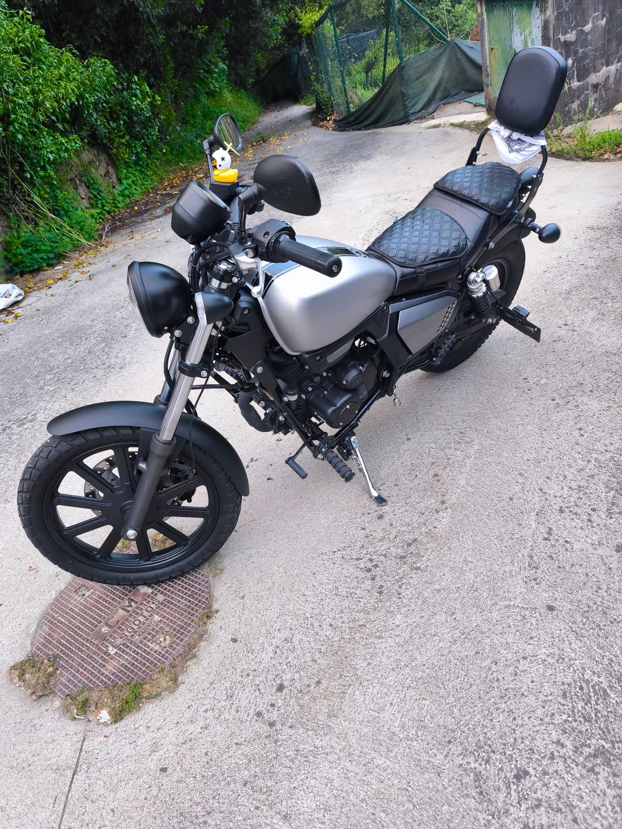 Keeway 125 como nova