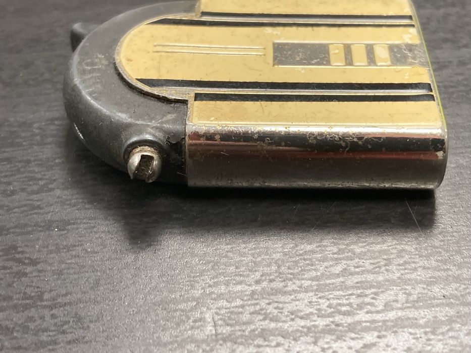 Isqueiro Karl Schieder K38, antiguidade