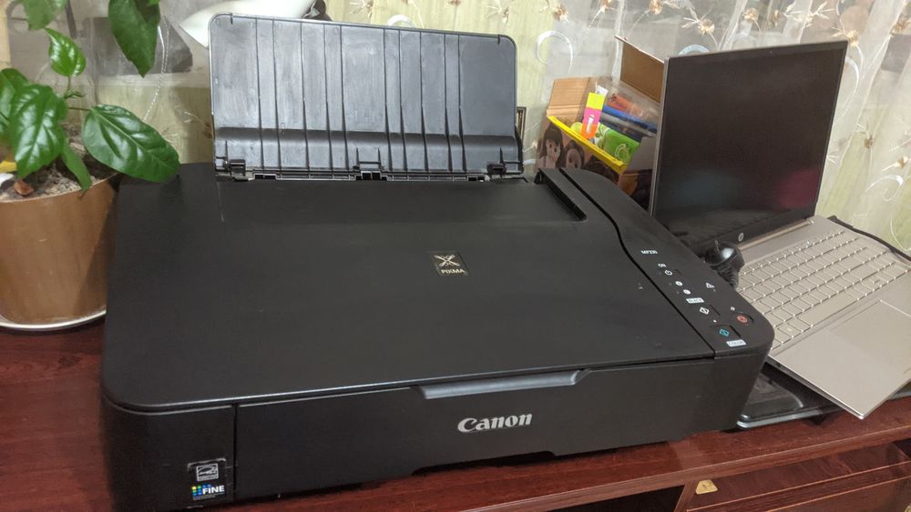 принтери сканери Canon