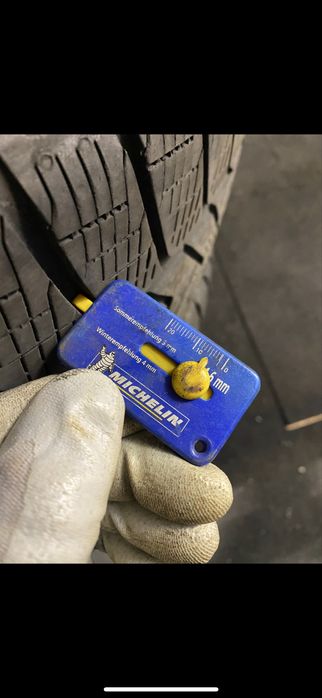 Opony zimowe Pirelli Scottozero 255/45/20