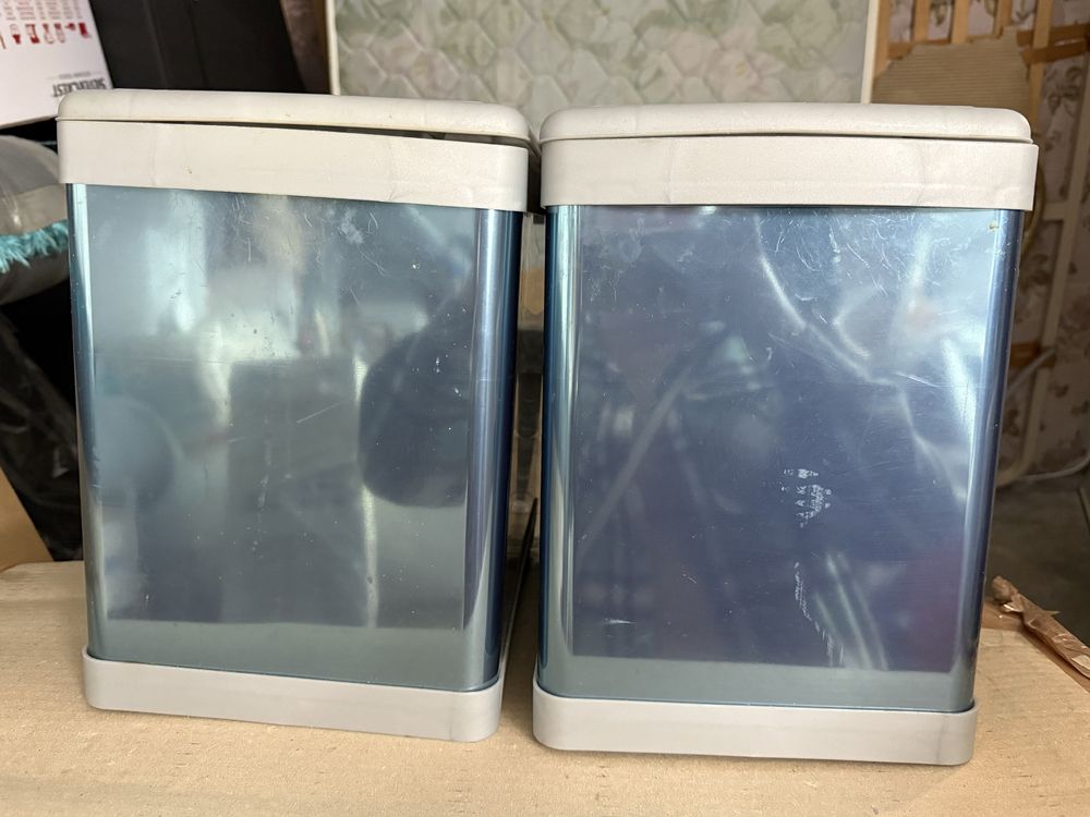 2 Baldes do lixo - Aço inox polido