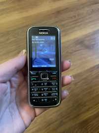 Кнопочный Nokia 6233