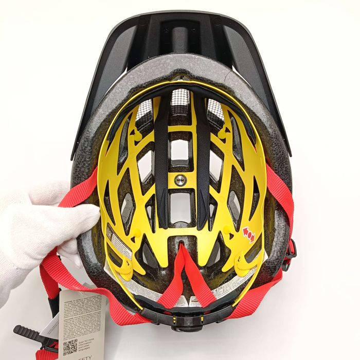 uvex i-vo cc MIPS kask titan - matowy czerwony 56-60 cm