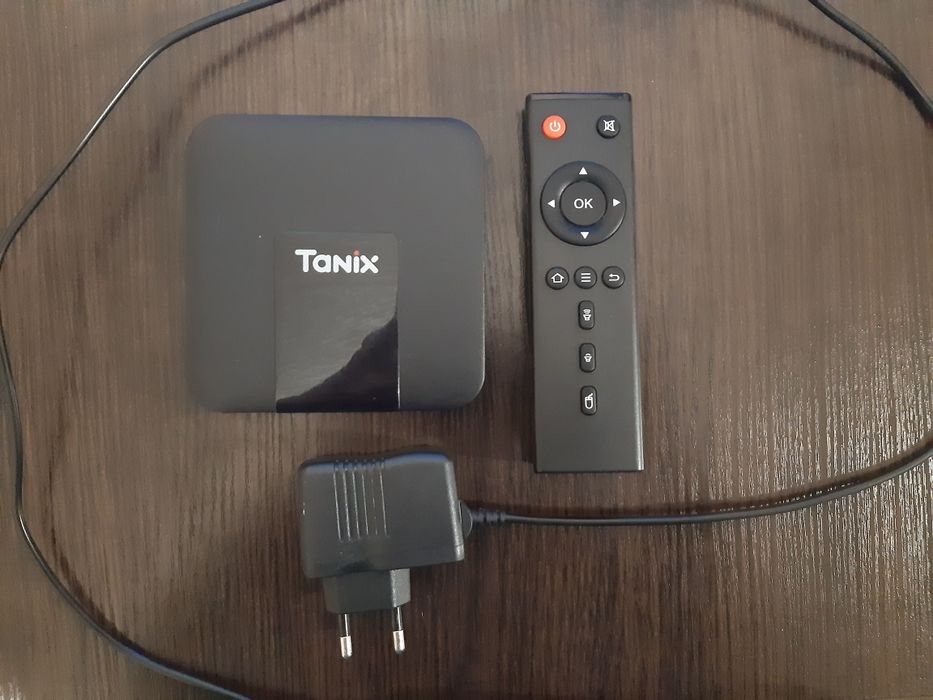 Смарт приставка Tanix