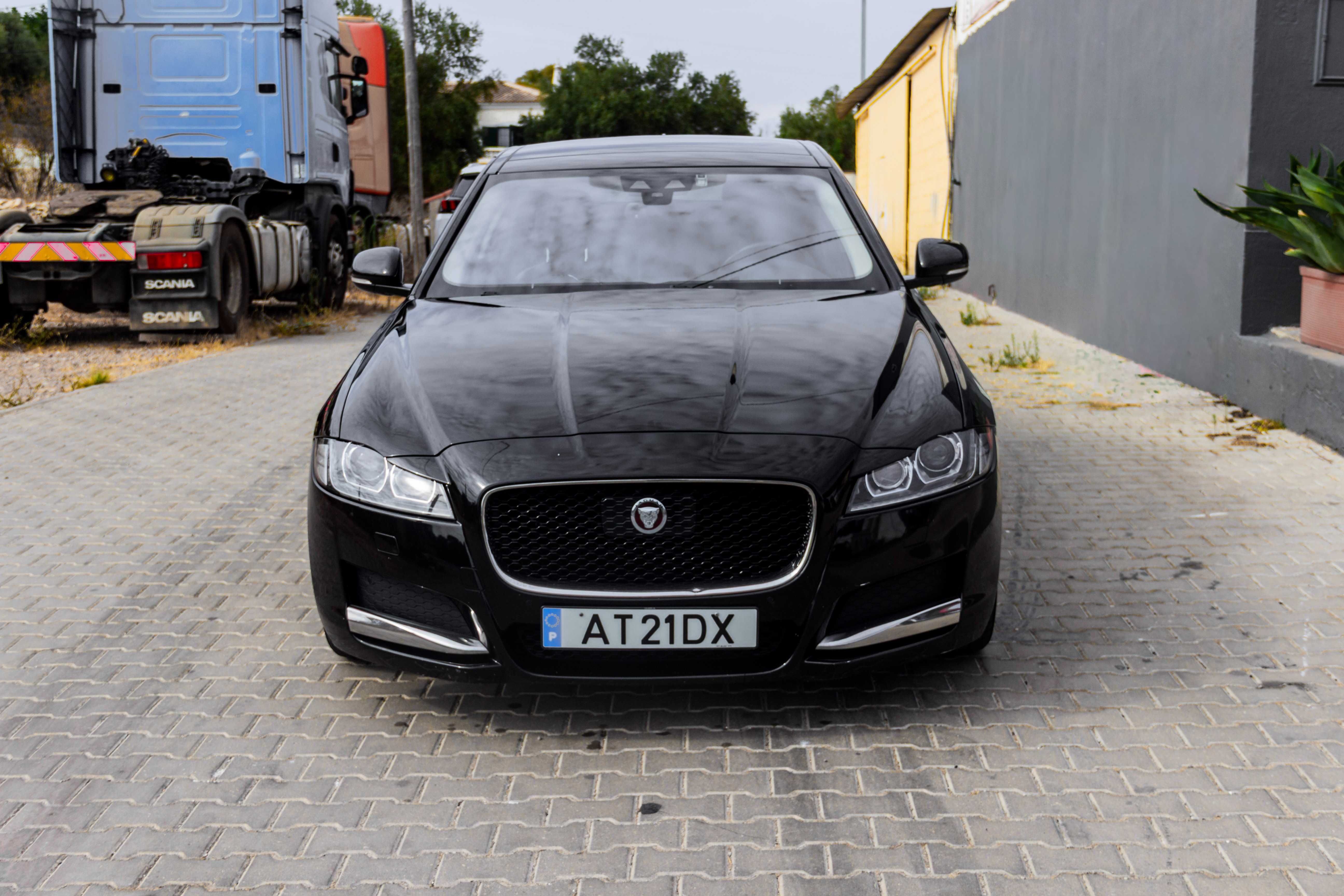JAGUAR XF 2017 2.0D
