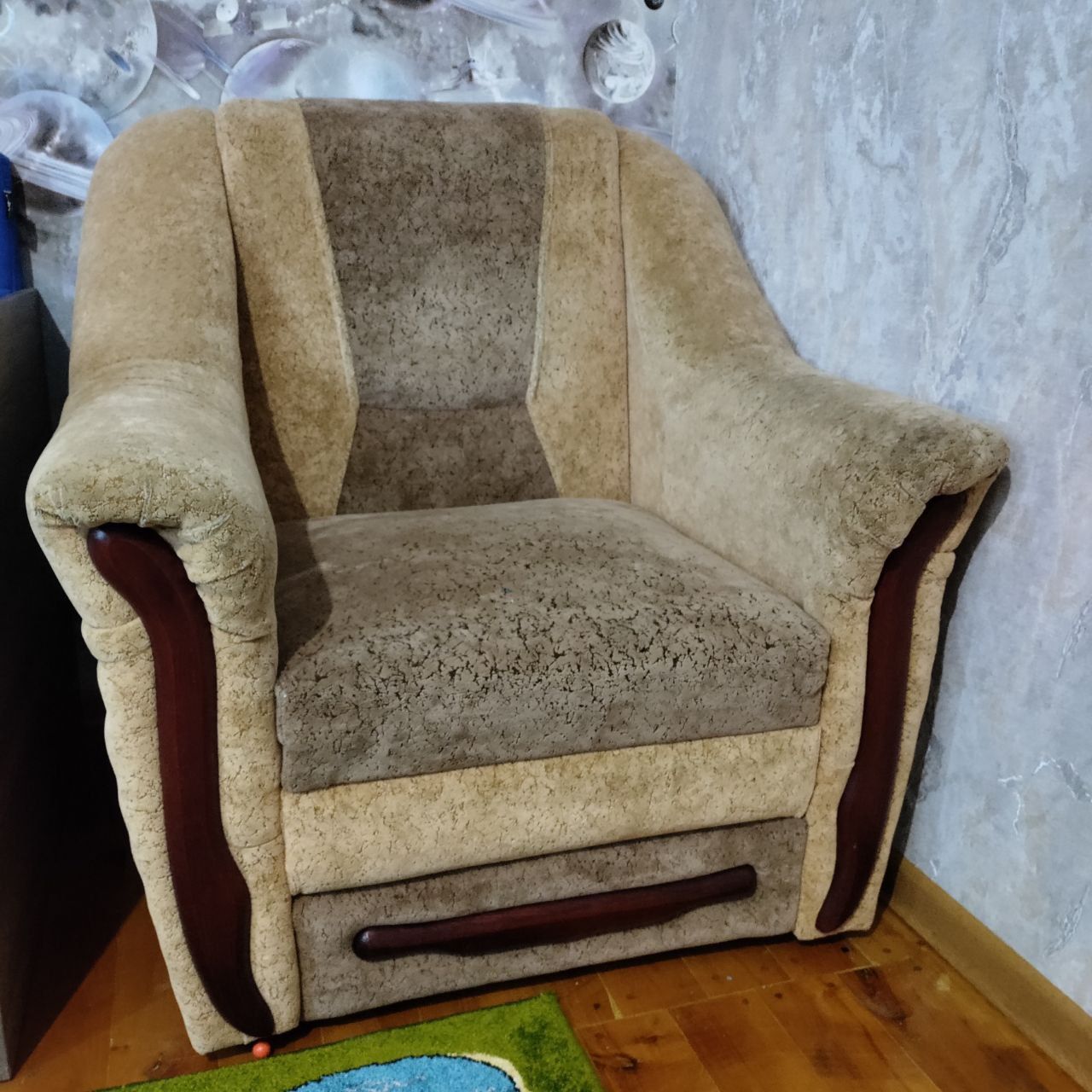 Крісло м'яке для дому