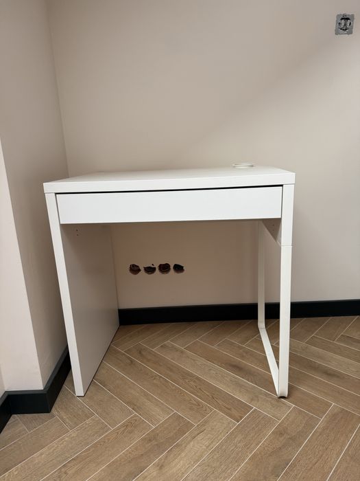 Biurko Ikea z szuflada