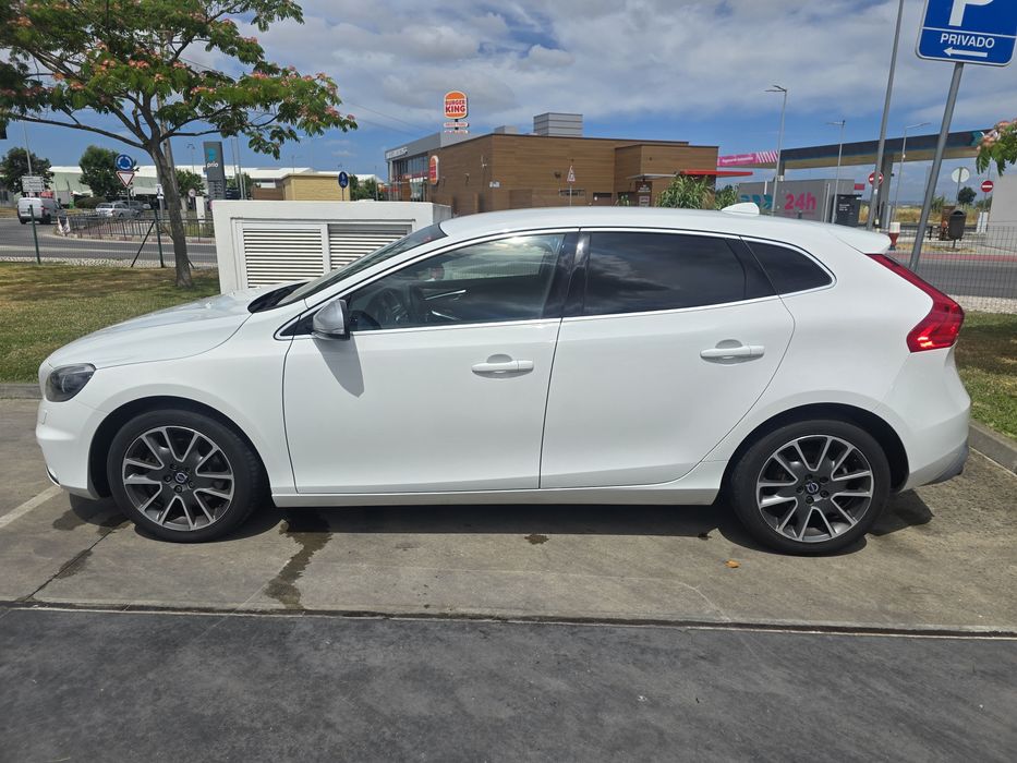 Volvo V40 D4 R-design 190cv