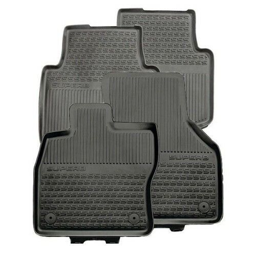 Skoda Superb III dywaniki gumowe przednie + tylne oryginalne