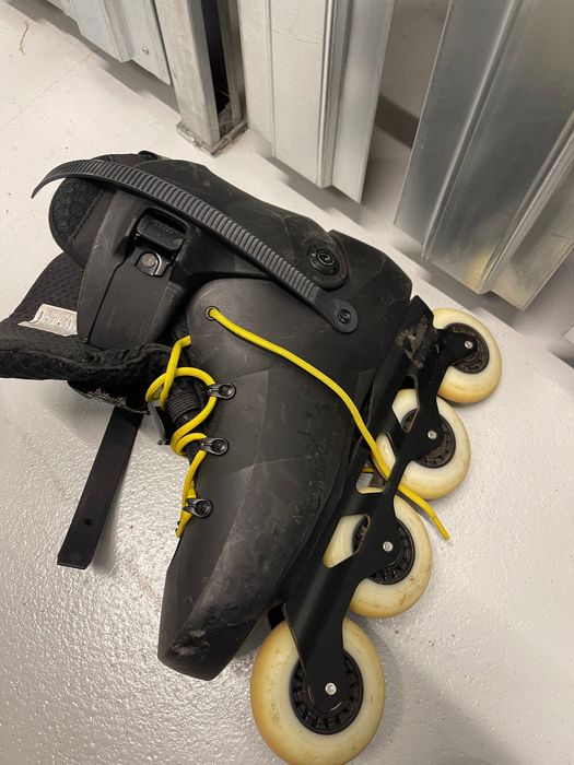 Rolki Rollerblade Twister - rozmiar 44 (28,5 cm)