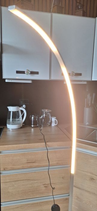 Lampa stojąca  led, uszkodzony jeden odcinek led
