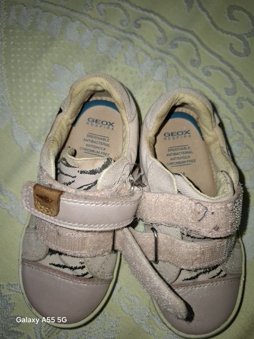 Calçado de menina 24