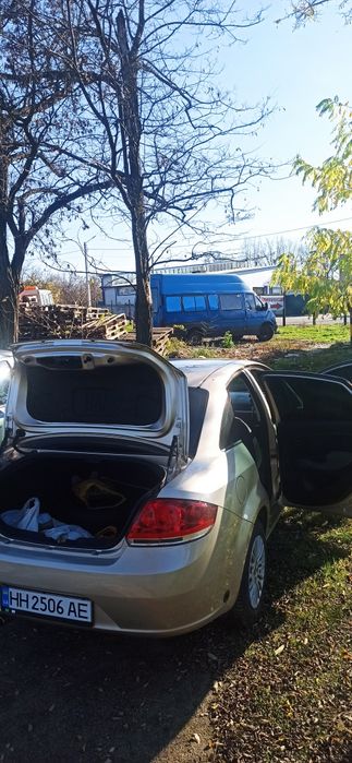 Fiat Linea Tjet 1,4120 к.с. 2012 рік. 121000 км. Оцинкований кузов.