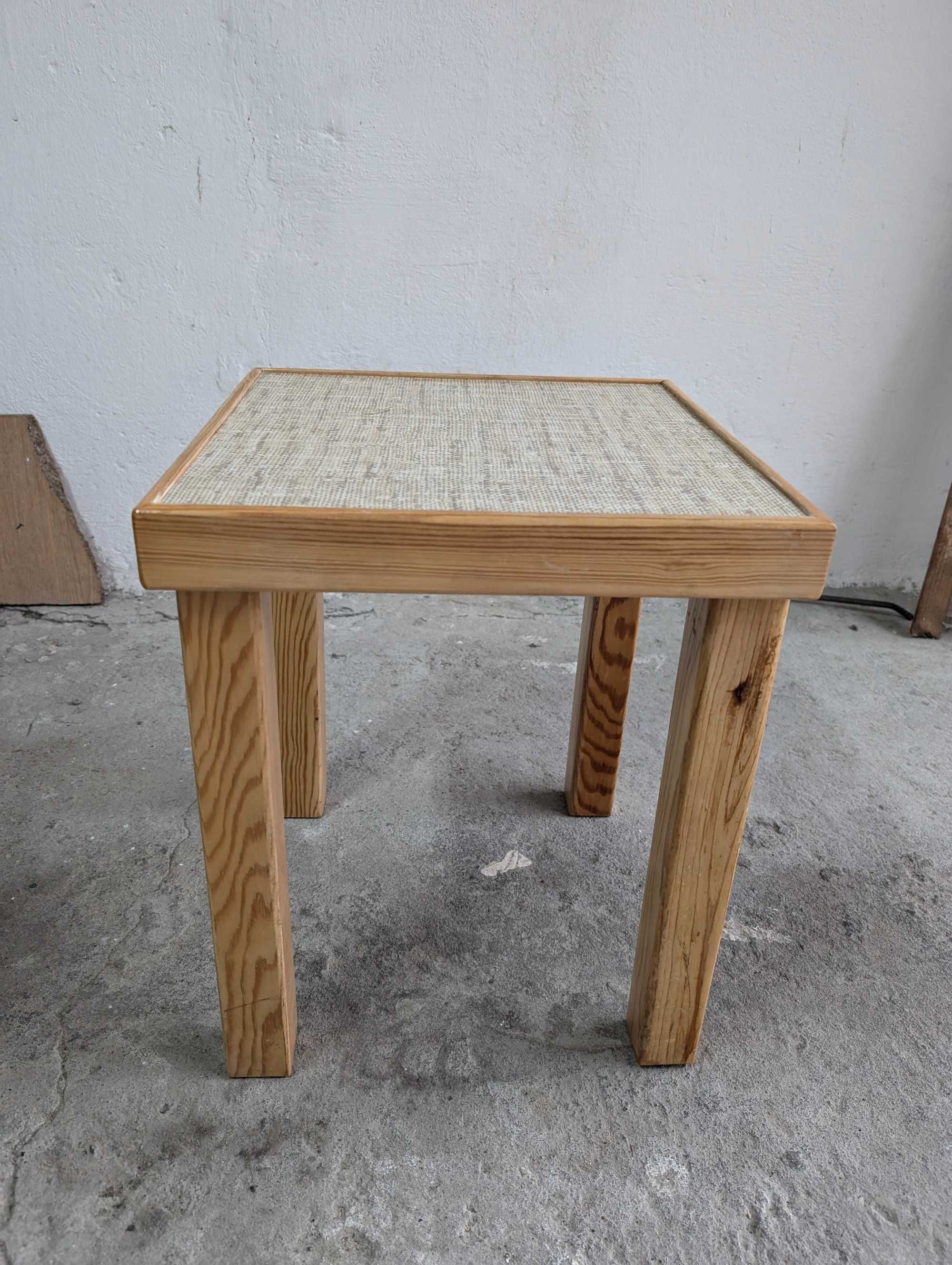 Zestaw 6 Taboretoów z czasów PRL Taboret
