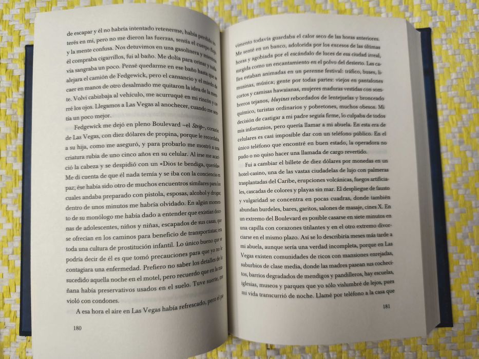 El Cuaderno de Maya – 
Isabel Allende