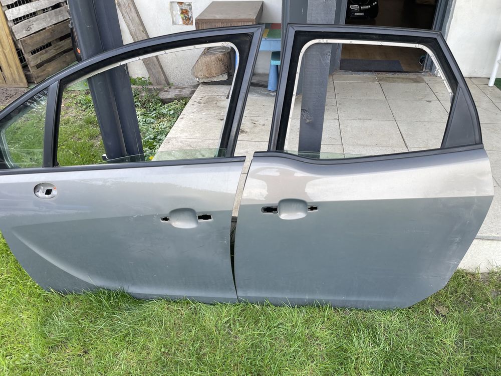 Meriva B Z40W drzwi przod przednie tylne tył lewe prawe