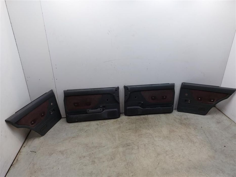 TAPICERKA BOCZKI DRZWI KOMPLET Polonez Caro