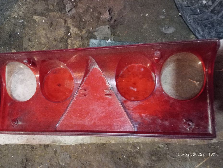 Ліхтар  напівпричіп